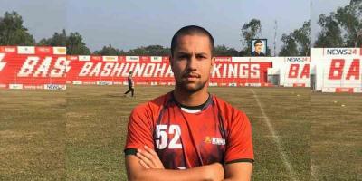 পারিশ্রমিক বাকি, বসুন্ধরার সঙ্গে চুক্তি বাতিল করলেন তারিক কাজী