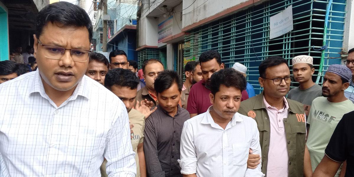 দিনাজপুরে নিয়োগ পরীক্ষায় প্রশ্ন ফাঁস চক্রের ৩ সদস্য গ্রেপ্তার