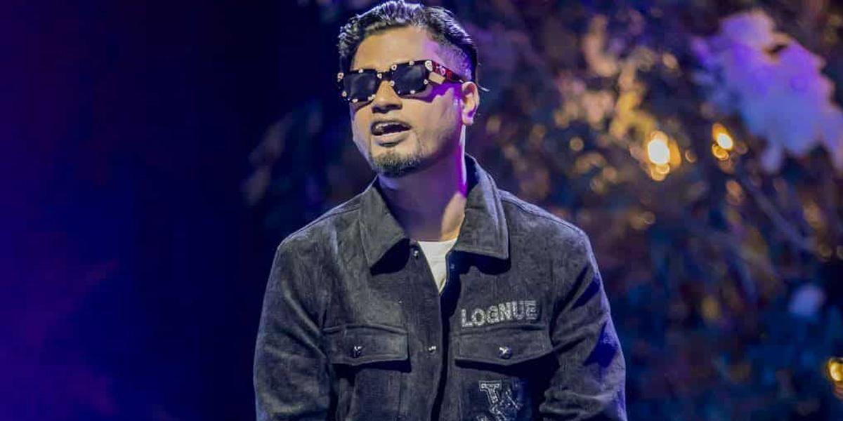 শুভর কণ্ঠে ‘কি সুখে যায় দিন রজনী’