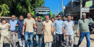 রাঙ্গুনিয়ায় লকডাউনের চিহ্নও নেই, বিএনপি ও সহযোগী সংগঠনের বিক্ষোভ