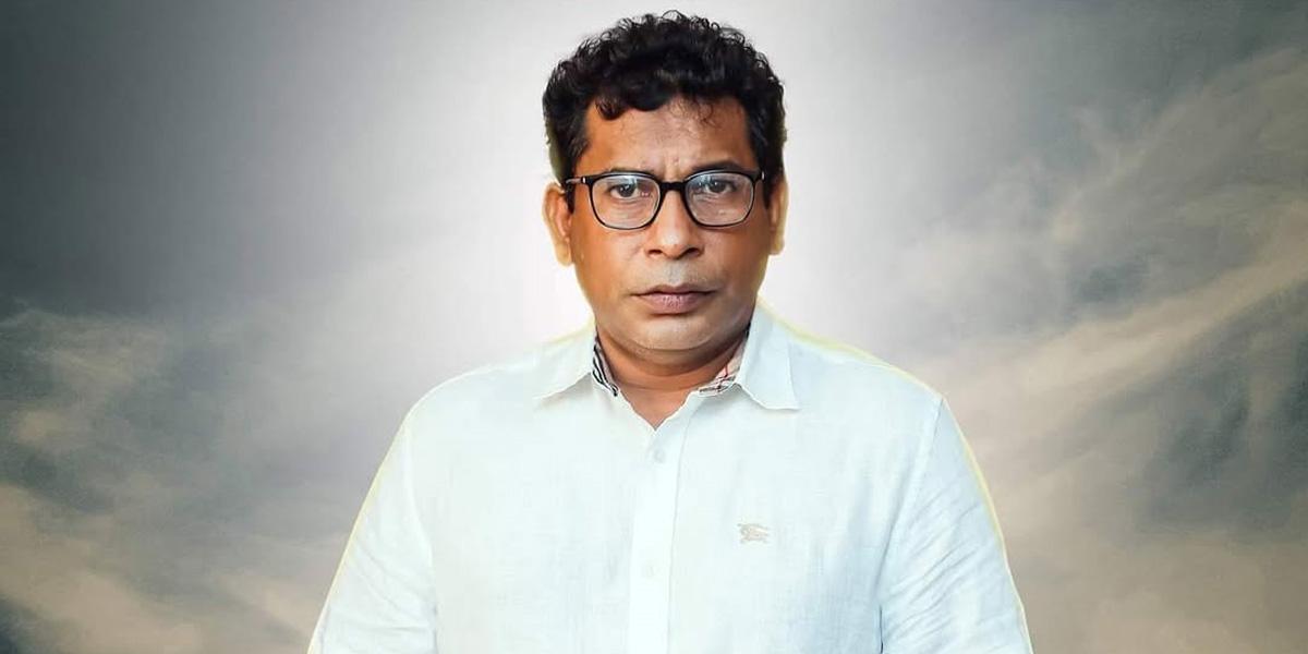 প্রথমবার কমেডিয়ান চরিত্রে!