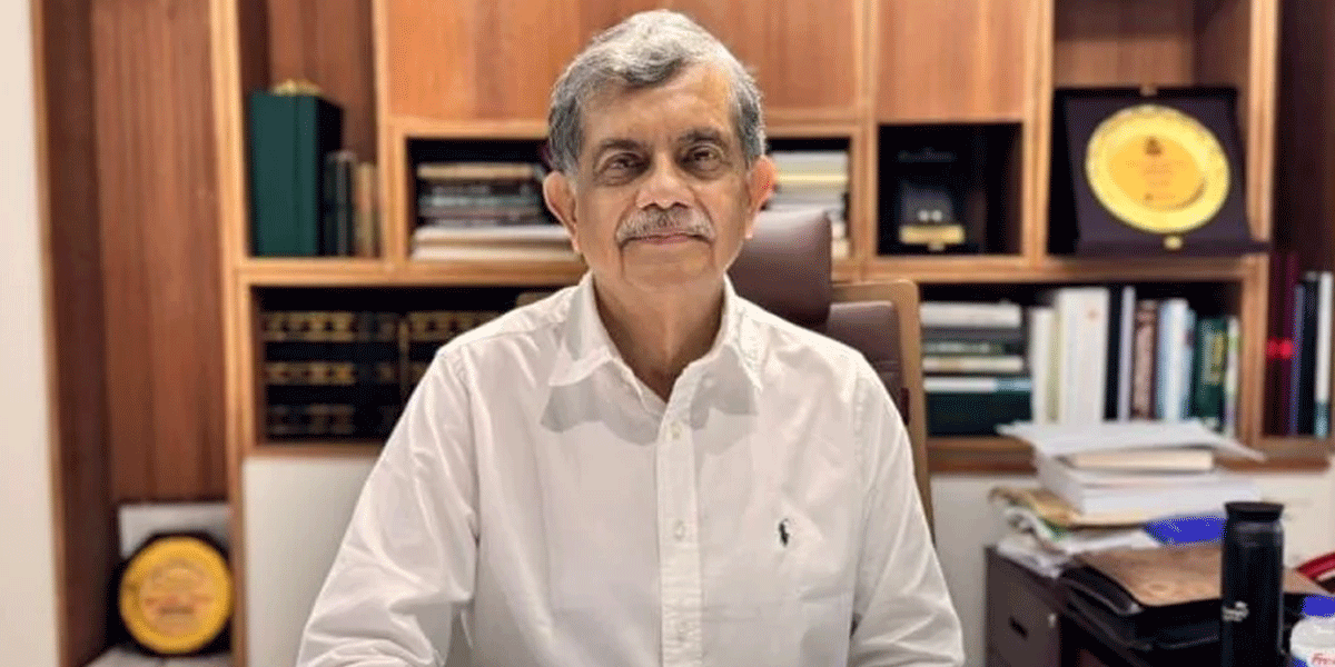 মাধ্যমিক বিদ্যালয়ের শিক্ষকরা পরীক্ষা বন্ধ রাখলে শাস্তির মুখোমুখি হবেন: শিক্ষা উপদেষ্টা