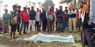 পেয়ারা খাওয়া নিয়ে বিরোধে যুবককে গলা কেটে হত্যা!