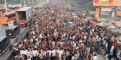 চান্দিনায় মনোনয়নবঞ্চিত নেতার পক্ষে মহাসড়কে বিএনপি কর্মীদের বিক্ষোভ