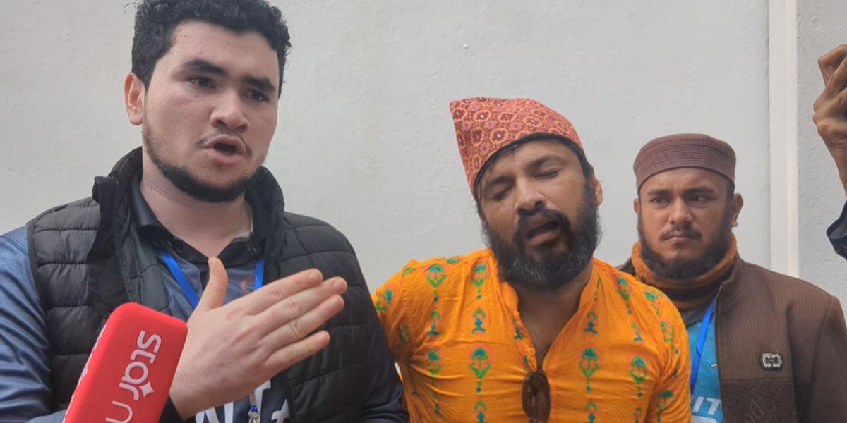 চবির সেই শিক্ষককে ৯ ঘণ্টা পর মুক্তি
