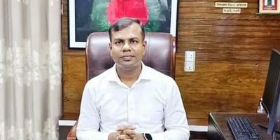 মুক্তিযোদ্ধা চাচাকে বাবা বানিয়ে কোটায় চাকরি নেওয়া সেই কর্মকর্তা কারাগারে