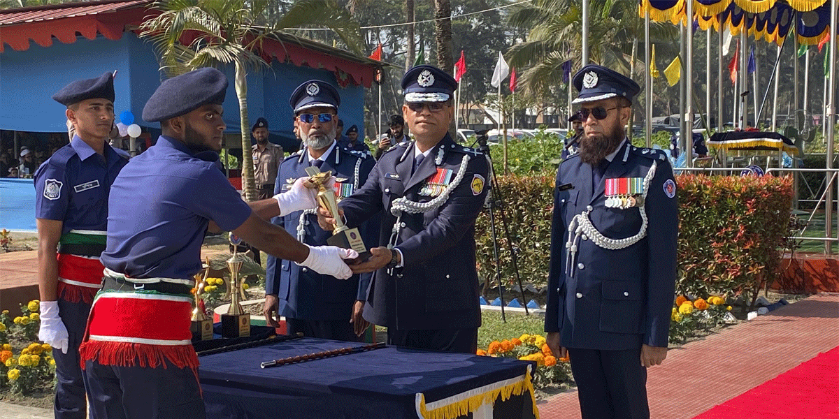 ‘পুলিশ সঠিক থাকলে আমাদের সন্তানদের জীবন দিতে হতো না’