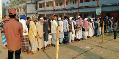 হাতিয়ায় ১০৪টি কেন্দ্রে শান্তিপূর্ণ ভোটগ্রহণ চলছে