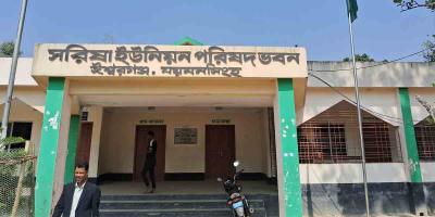 ঈশ্বরগঞ্জে ইউপি সদস্যের বিরুদ্ধে রাতের আঁধারে সরকারি গাছ কাটার অভিযোগ