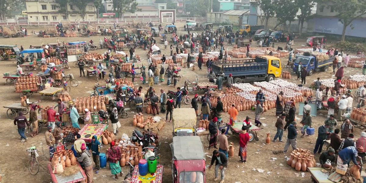 চুয়াডাঙ্গায় দেশের বৃহত্তম গুড়ের হাট