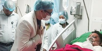 দগ্ধদের দেখতে জাতীয় বার্নে দুই মন্ত্রী, মৃত্যু বেড়ে ৪