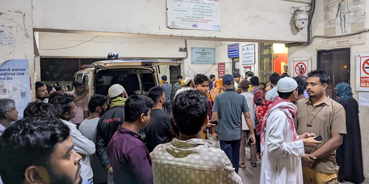 কক্সবাজারে গ্যাস পাম্পে ভয়াবহ অগ্নিকাণ্ডে দগ্ধ ১৬