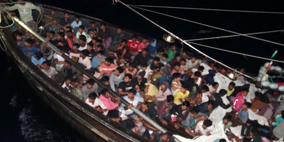 সাগরপথে মালয়েশিয়া পাচারের সময় ১৫৩ জন উদ্ধার
