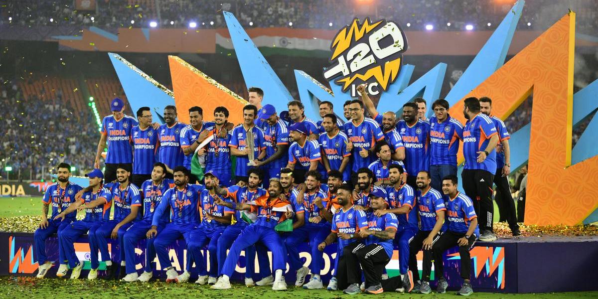 ফিফা সভাপতি ও শচীনদের অভিনন্দন