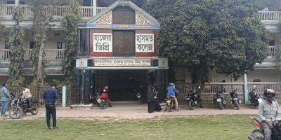 সাংবাদিক লাঞ্ছনার তদন্তে গিয়ে অপদস্থ তদন্ত কর্মকর্তা
