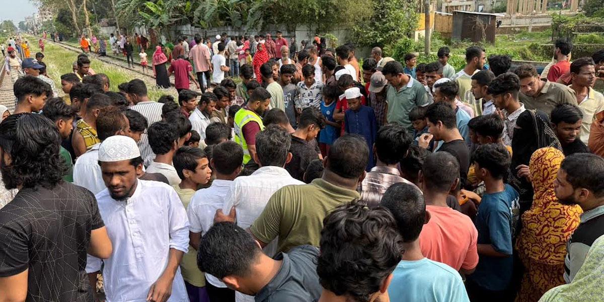 ফেনীতে ট্রেনের ধাক্কায় ব্যবসায়ীর মৃত্যু