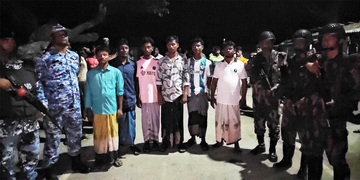 আরাকান আর্মির হাতে আটক ১৪ জেলে মুক্ত