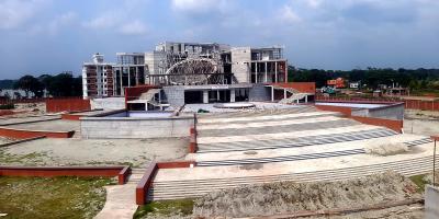 দুই দফা মেয়াদ বেড়েও সংশয়