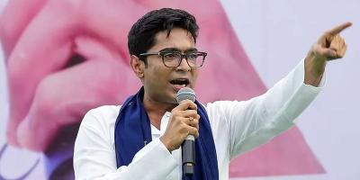 শেখ হাসিনাকে কেন দিল্লিতে আশ্রয়! প্রশ্ন অভিষেকের