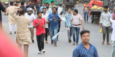 ‘ছাত্র’ মুছে ‘গুপ্ত’ লেখার জেরে চট্টগ্রামে ছাত্রদল-শিবিরের সংঘর্ষ
