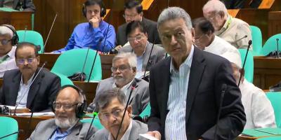 চাকরিচ্যুত ব্যাংক কর্মীদের পুনর্বহালে বাংলাদেশ ব্যাংক কাজ করছে: অর্থমন্ত্রী