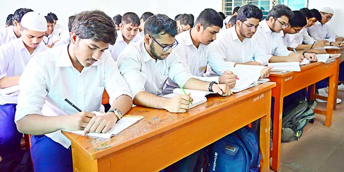 How to learn English বিষয়ক Writing Paragraph, ১৪তম পর্ব, এইচএসসির ইংরেজি ২য় পত্র