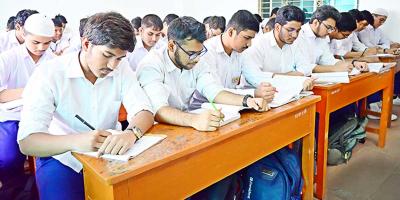 How to learn English বিষয়ক Writing Paragraph, ১৪তম পর্ব, এইচএসসির ইংরেজি ২য় পত্র
