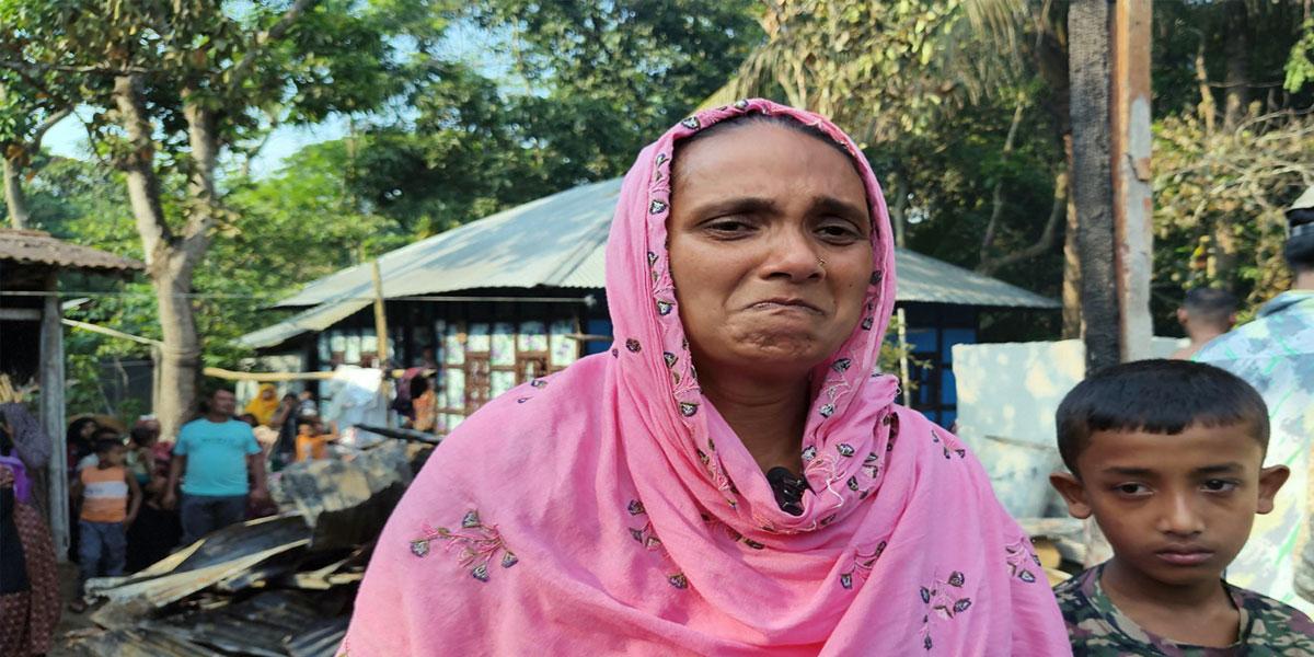 চাঁদপুরে আগুনে পুড়েছে ১১ পরিবারের ২০ বসতঘর