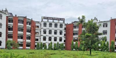 ১৮ দিনের ছুটিতে যাচ্ছে বেরোবি