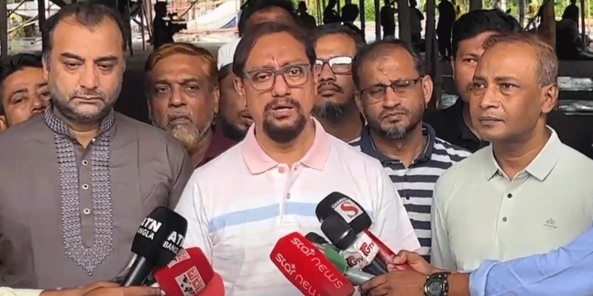 ঈদের জামাতের জন্য প্রস্তুত জমিয়তুল ফালাহ ময়দান