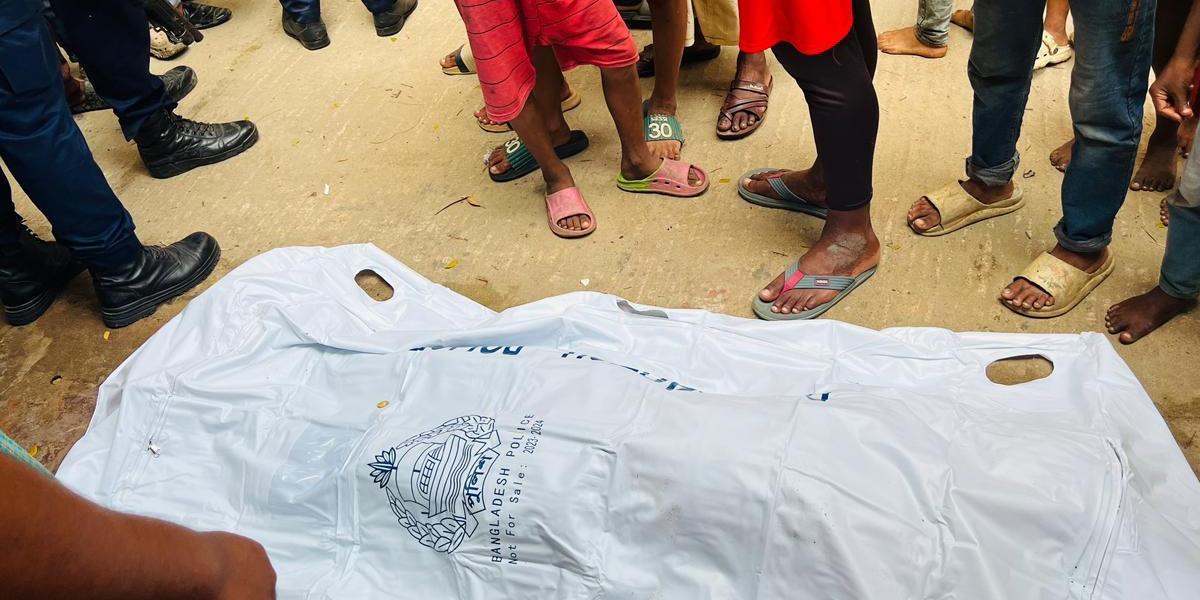 সৈকত থেকে নিখোঁজ পর্যটকের মরদেহ উদ্ধার
