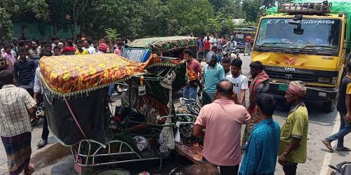গাংনীতে ট্রাক-অটোরিকশা সংঘর্ষে শিশুসহ নিহত ৩