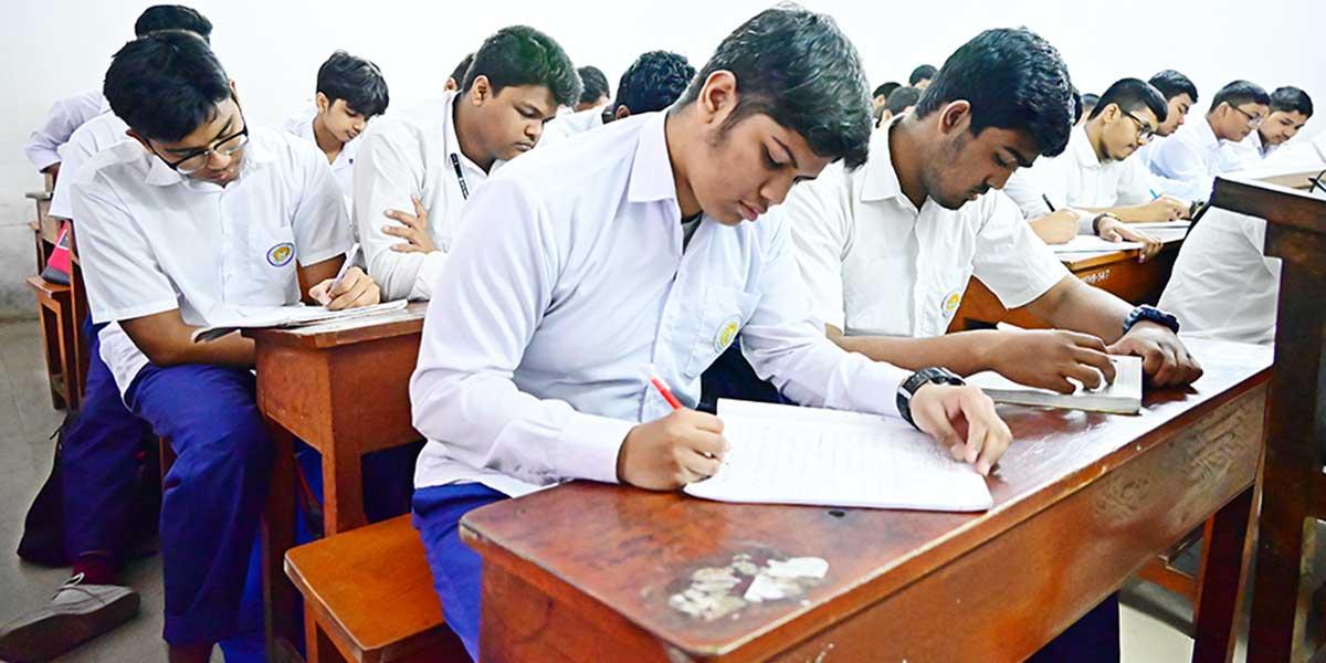 সিরাজউদ্দৌলা নাটকের ৪টি অনুধাবনমূলক প্রশ্ন ও উত্তর, ৬ষ্ঠ পর্ব, এইচএসসির বাংলা ১ম পত্র