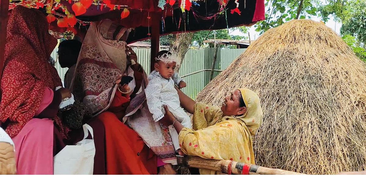 নাতির প্রতি নানার অনন্য ভালোবাসা, যুবরাজের মর্যাদায় বাড়ি ফেরা