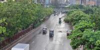 ছুটির দিনে ঢাকার বাতাসে স্বস্তি