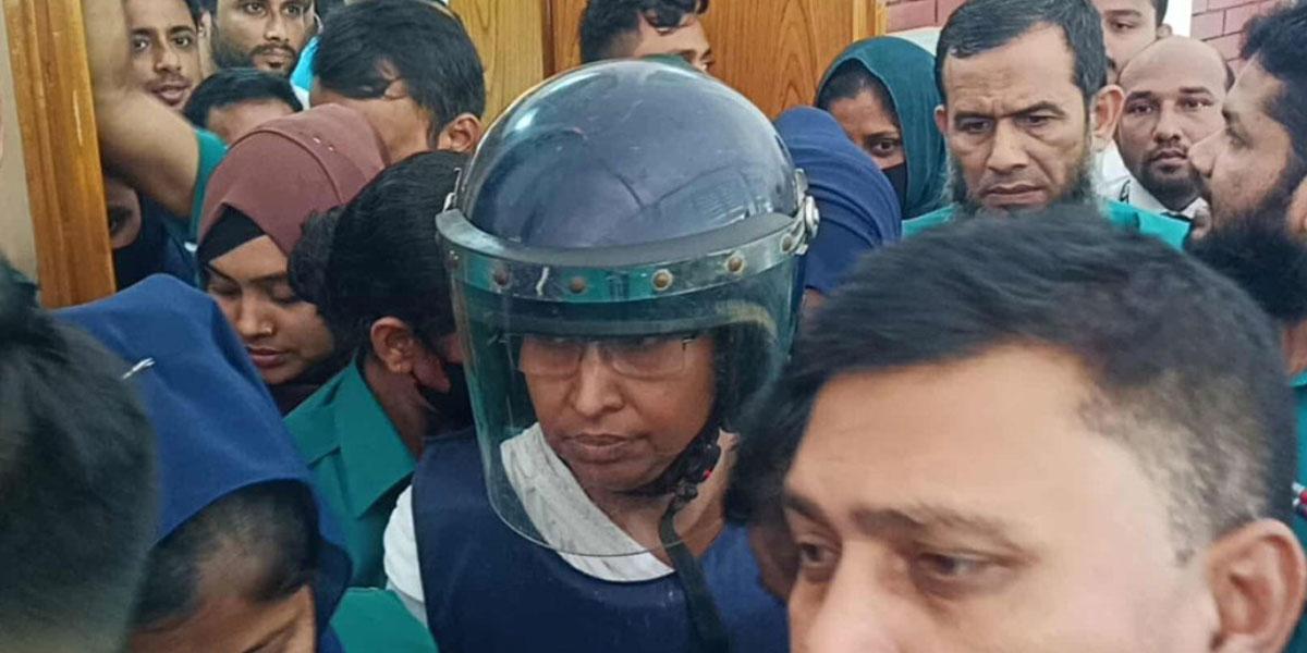 হাসপাতালে ভর্তি দীপু মনি