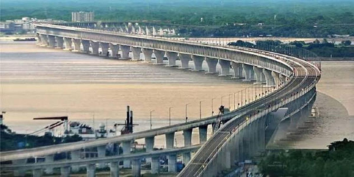 দুই লেনে আটকে পদ্মা সেতুর সুফল