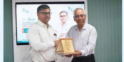 ঢাকায় অ্যাপোলো ক্লিনিকে আন্তর্জাতিক সিএমই অনুষ্ঠিত