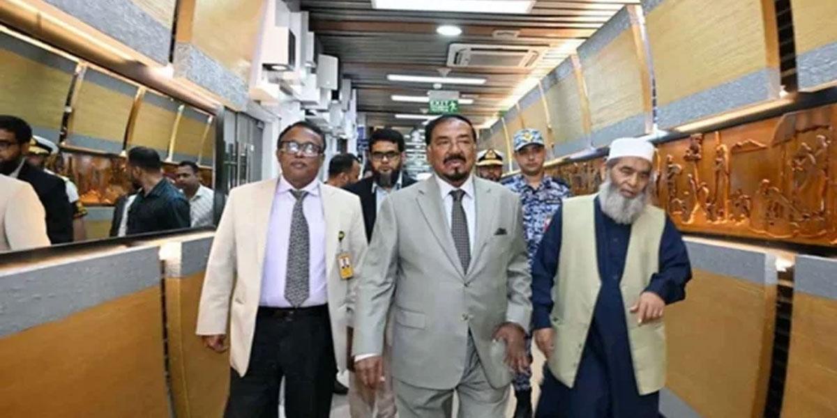 খামেনির জানাজায় অংশ নিতে ইরানের যাচ্ছেন স্পিকার