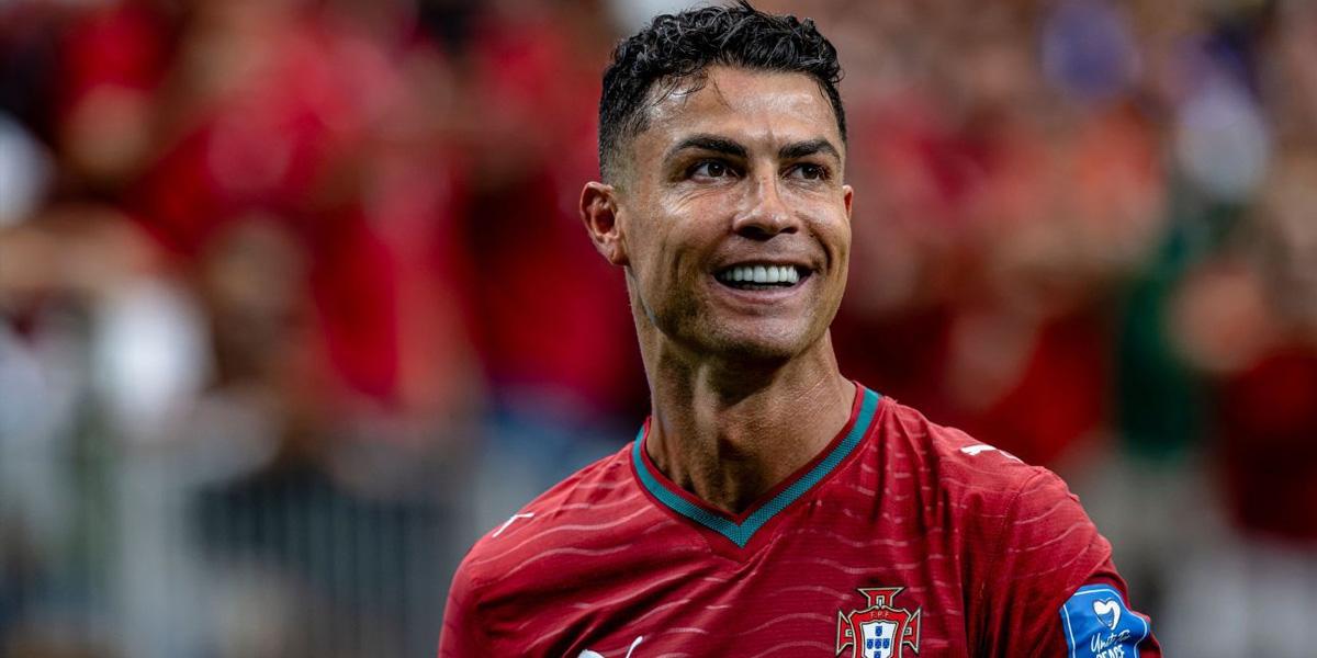 রোনালাদোর চাওয়া ‘ঘরের মাঠের আবহ’