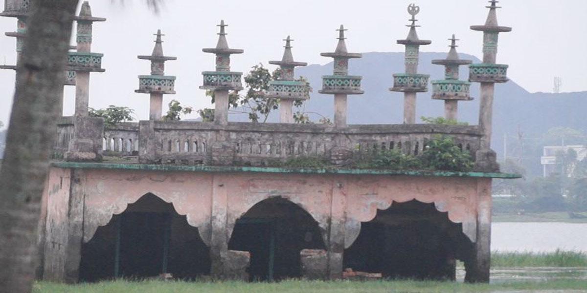 ইতিহাসের সাক্ষী জিগাগাড়ী জামে মসজিদ