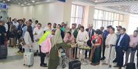 আবারও চালু হলো সিলেট-ম্যানচেস্টার ফ্লাইট, প্রবাসীদের ফুল দিয়ে বরণ