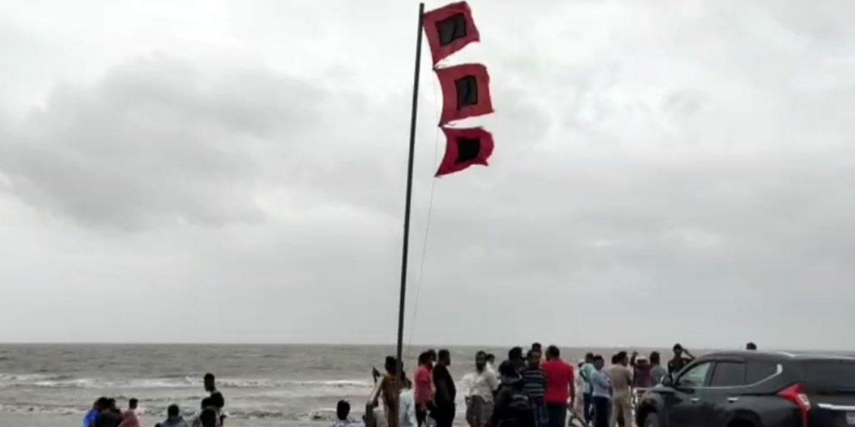 ধেয়ে আসছে নিম্নচাপ, চার সমুদ্রবন্দরে ৩ নম্বর সতর্কসংকেত