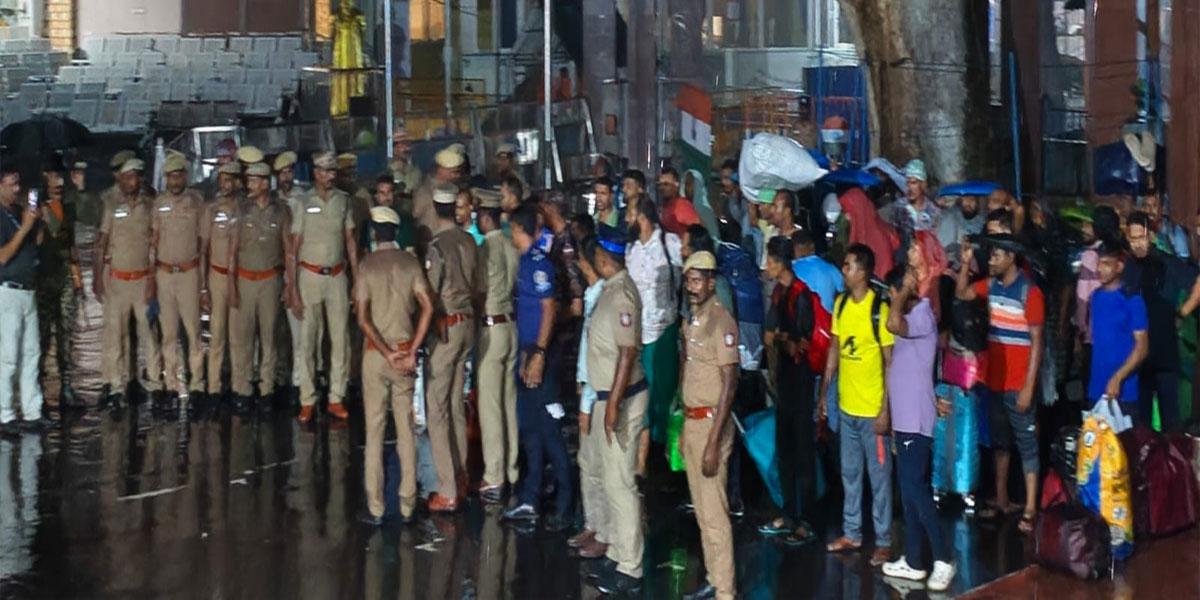 ভারতে কারাভোগ শেষে দেশে ফিরলেন ৫০ নারী-পুরুষ