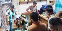 জামালপুরে আইন কর্মকর্তার অফিস থেকে দেশীয় আগ্নেয়াস্ত্র ও মাদক উদ্ধার