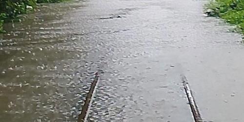 টানা বৃষ্টির প্রভাব, চট্টগ্রাম–কক্সবাজার রুটে ট্রেন চলাচল ব্যাহত