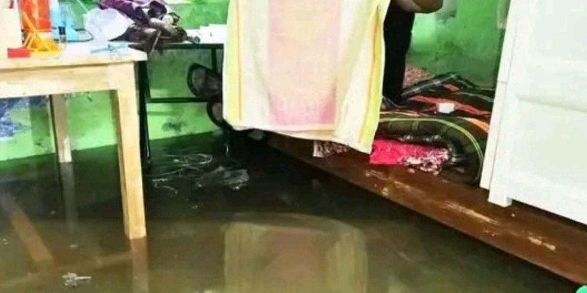 ঘরে জমে থাকা বৃষ্টির পানিতে ডুবে শিশুর মৃত্যু