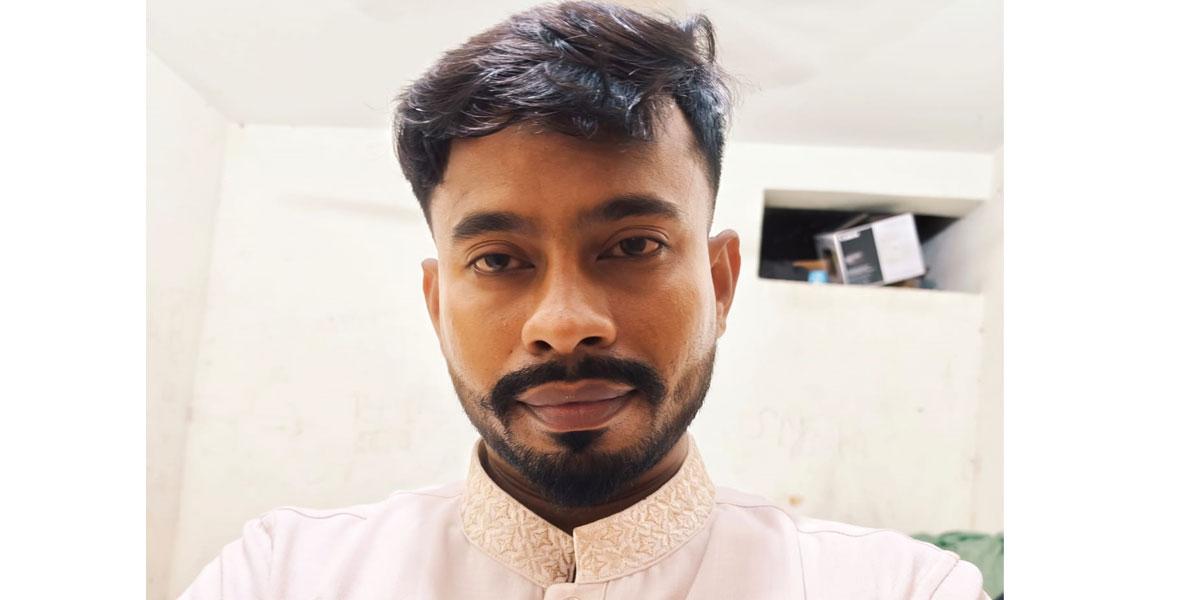 মালা নয়, হাতে উঠল হাতকড়া