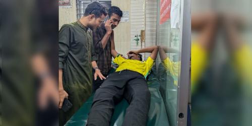চবিতে বিষধর সাপের দংশনের শিকার শিক্ষার্থী, জলাবদ্ধতায় ব্যাহত চিকিৎসা