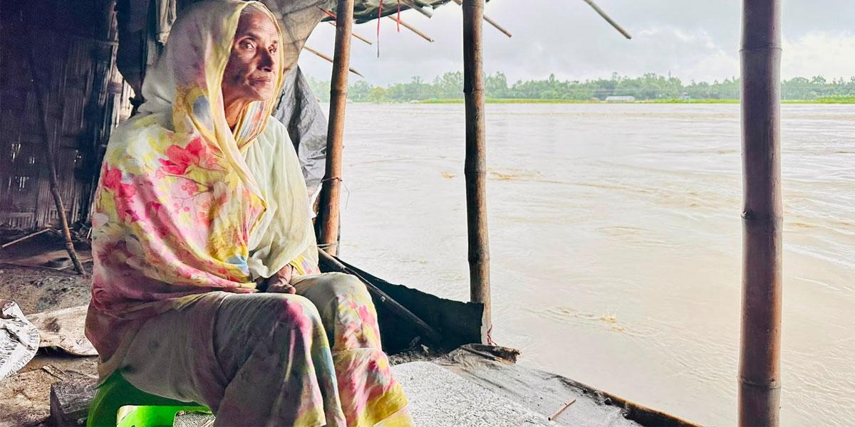 টানা বৃষ্টিতে বিপর্যস্ত কক্সবাজার, খোলা হয়েছে ৬৪০ আশ্রয়কেন্দ্র